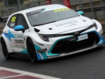BTCC-Hybrid__0081