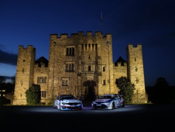 Colin Turkington (GBR) WSR BMW and Tom Ingram (GBR) Speedworks Motorsport Toyota Corolla at Hever Castle