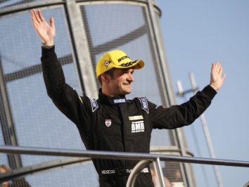 Colin Turkington secured a podium in the final encounter